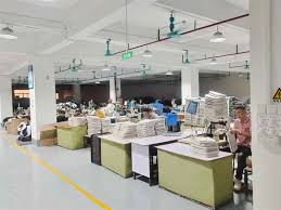 Leading Garment Bag Manufacturer Expanding Operations in the Middle East